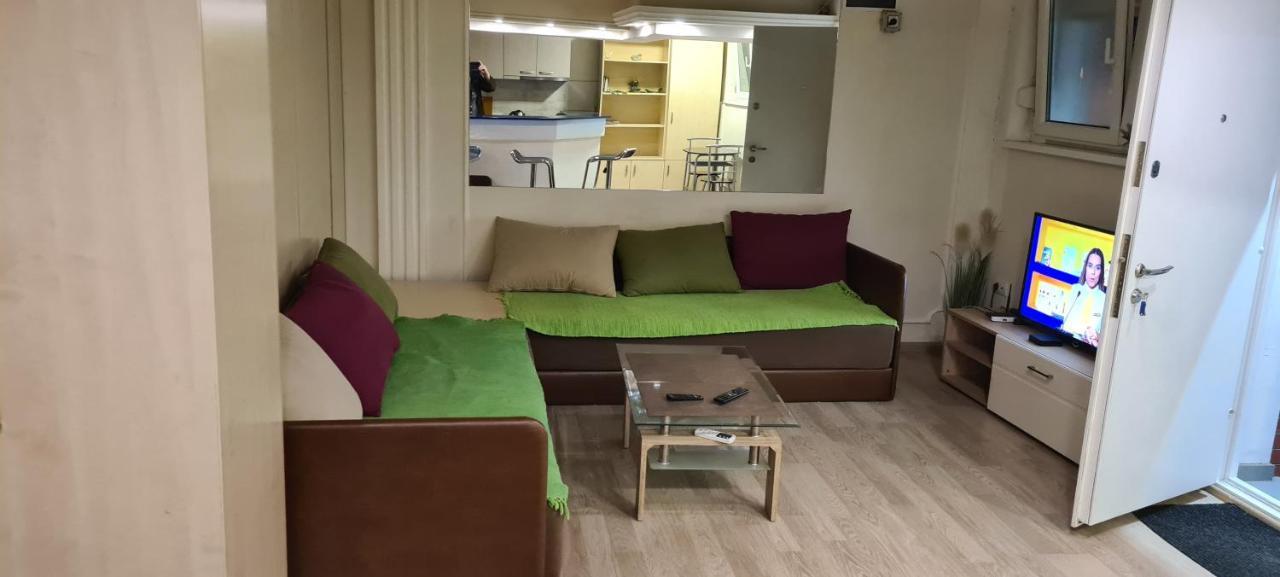 Le Coin De Simon Lägenhet Belgrad Exteriör bild